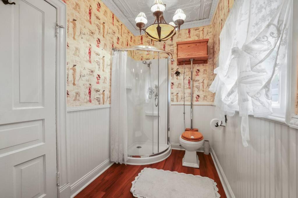 Charming Victorian Home - 2 Minutes To Downtown 랭커스터 외부 사진